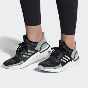 Adidas Ultraboost 19 in Linen Green/ Ash Green